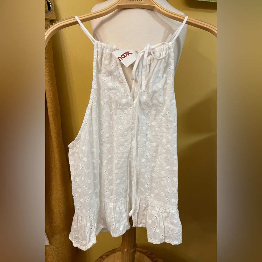 NWT eyelet tank top, spaghetti straps, size small